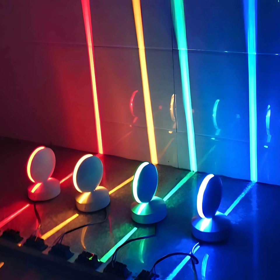 360 Grad Projektionsleuchte Aus Edelstahl - VibeSphere