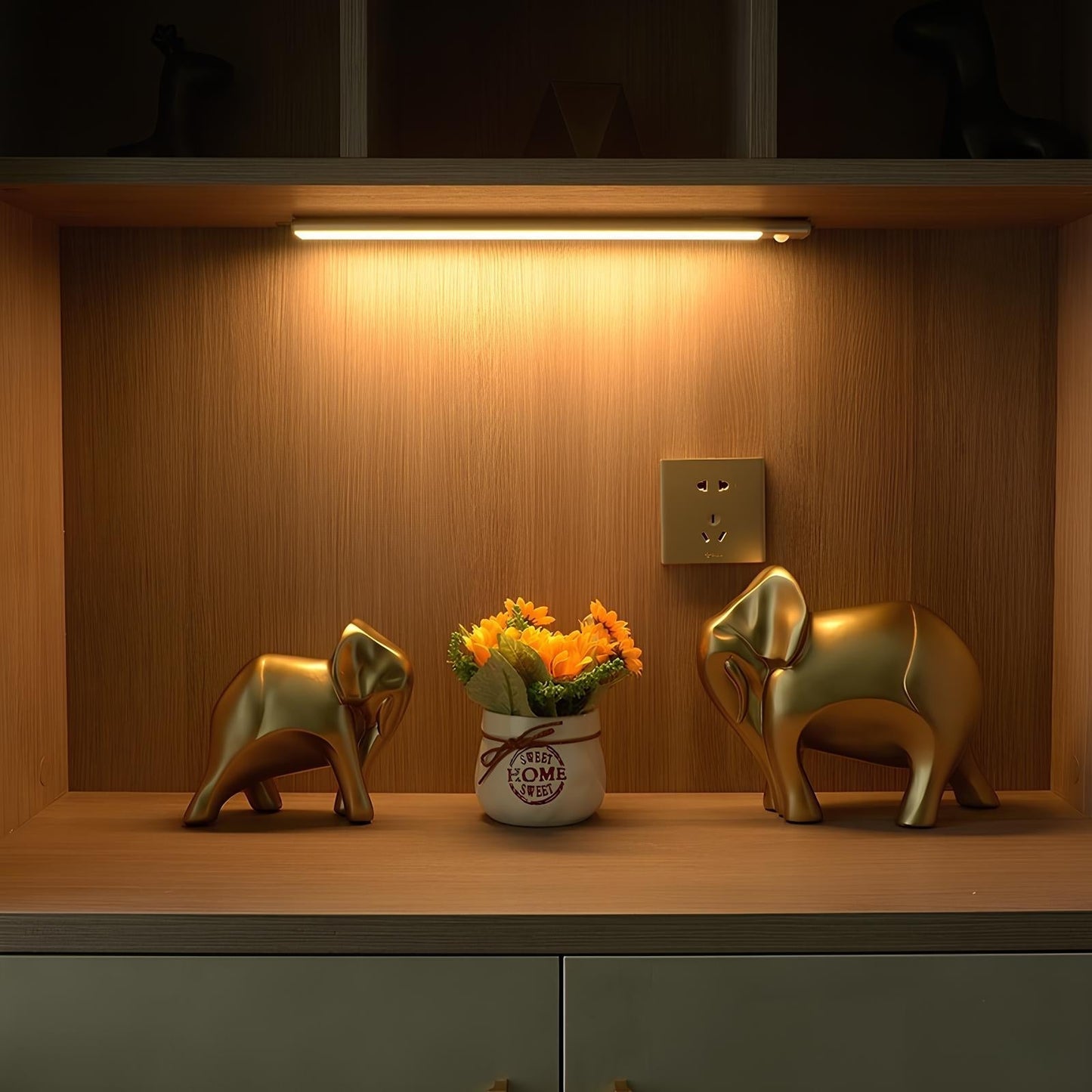 Magnetische LED Streifenleuchte - AuraStrip